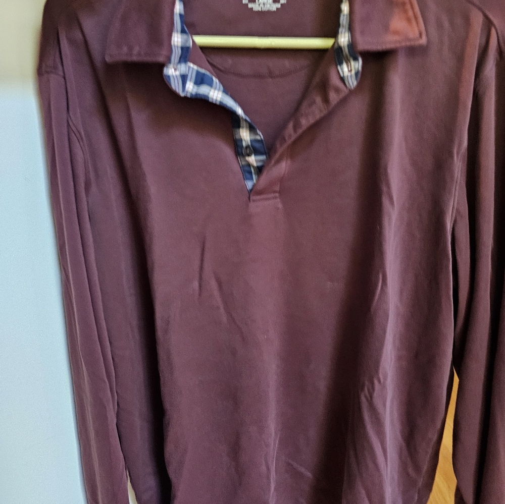 Untuckit Men's Pullover - Picture 5 of 7